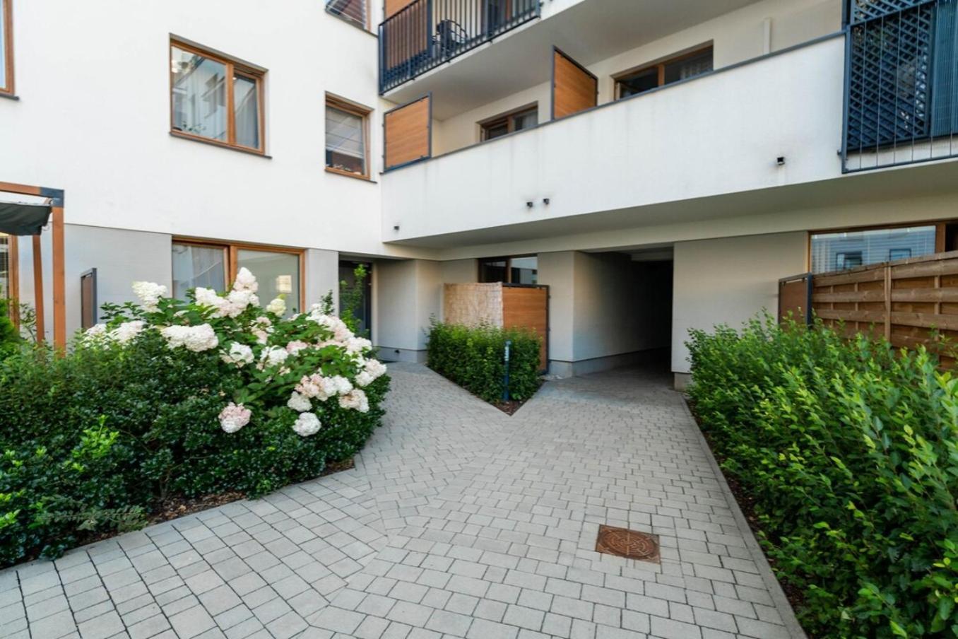 Oregano Premium Apartment - Metro Bemowo Varsóvia Exterior foto